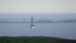 Pointe du Stiff (Beg Stiff), 2011. Vue sur la brume du haut du phare: le Kéréon, l`Ile de Bannec et le phare des Pierres Noires (20 Km du point d`observation). Voir aussi "Images de Ouessant - Stiff".