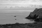 Pointe de Cadoran (Beg Kadoran), 2011. L`aube sur l`ancienne corne de brume à la Pointe de Baholle.